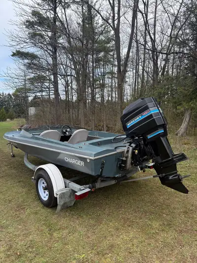 1985 Charger DL 18’ 150HP V6 Mercury Blackmax Last year for a balsa core boat. Light and fast. Solid...
