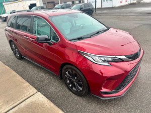 2022 Toyota Sienna XSE