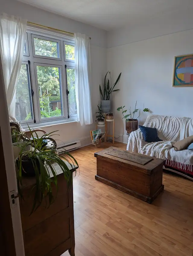 Stunning 6.5-Bedroom Apartment in Limoilou