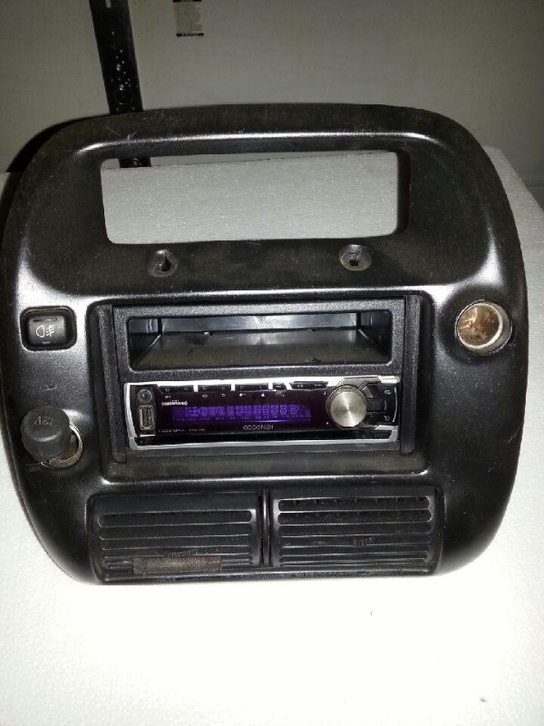 98-2011 ford ranger radio bezel and kenwood cd player in Audio & GPS in Oshawa / Durham Region