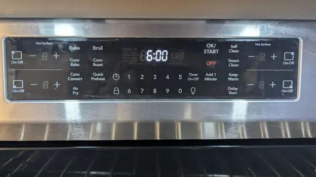 Frigidaire Gallery Induction /Convection stove with Air Fry in Stoves, Ovens & Ranges in City of Halifax - Image 6