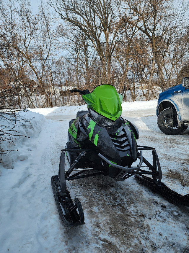 Package/individual  zr7000/f1100 turbo  in Snowmobiles in Renfrew - Image 2