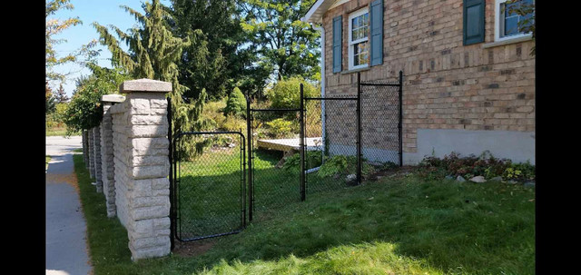 Residential chain link fencing  in Fence, Deck, Railing & Siding in Kitchener / Waterloo