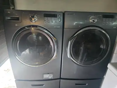 LAVEUSE SÉCHEUSE FRONTAL SAMSUNG STEAM STAINLES FONCTIONNE TRÈS BIEN PEUT LIVRÉ Avec tiroirs 514 701...