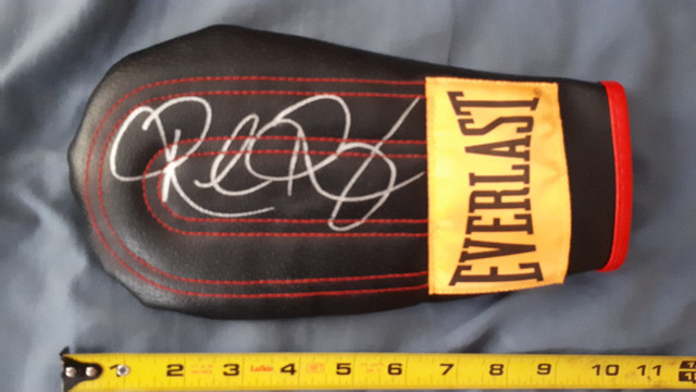 Ronda Rousey signed sparring glove UFC WWE Olympic medalist in Arts & Collectibles in Peterborough