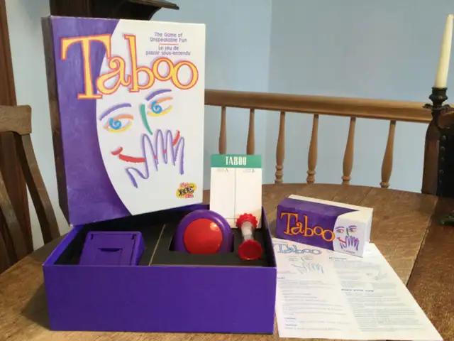 Jeu TABOO adulte jeux TABOO kids RARES.  bilingues 25 $ chacun in Toys & Games in Laval / North Shore - Image 5