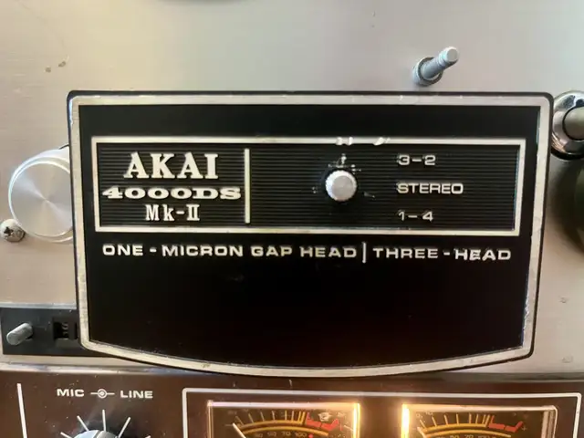 AKAI 4000DS MKII 4 Track Reel to Reel Tape Machine MIJ in Pro Audio & Recording Equipment in City of Toronto - Image 3