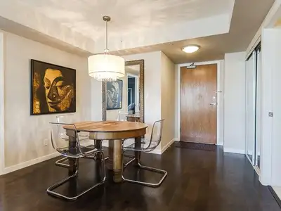 Enjoy downtown living without the high cost. This private room is fully furnished and designed for c...