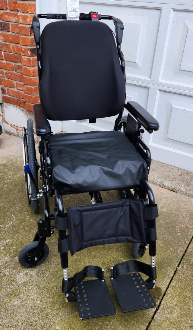 Tilt Wheelchair in Health & Special Needs in Hamilton - Image 2