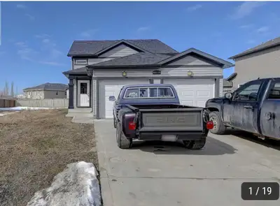 WILL NOT RESPOND TO “IS THIS AVAILABLE” - Please read add Spacious and modern open concept 3 bed 1 b...