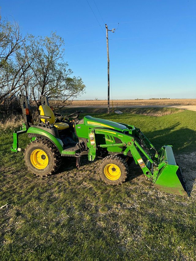 2018 John Deere 2025r Farming Equipment Winnipeg Kijiji