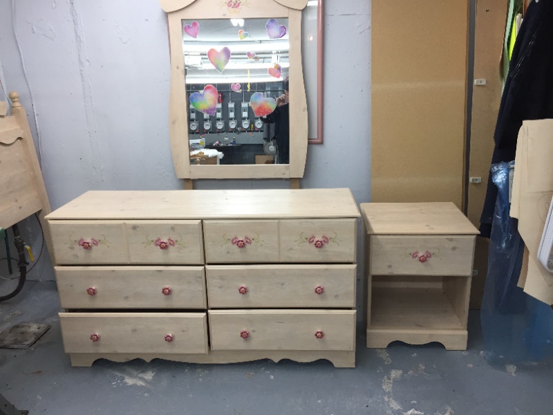 Meubles pour chambre de petite fille et lit pour jeune enfant Lits et