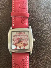Strawberry Shortcake watch, vintage style 