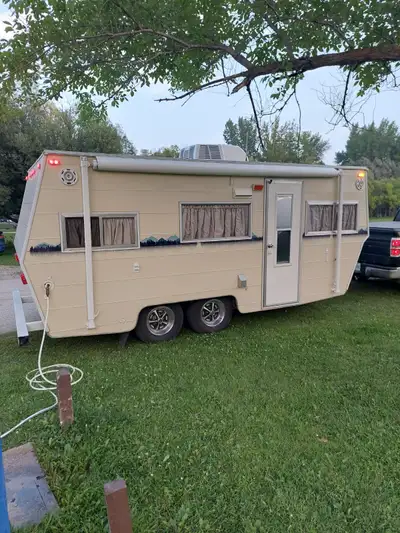 Join us in Manitoba for the 16th annual Vintage Camper Rally. Still some campsites available! 14-16...