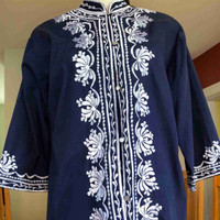 Vintage Caro of Honolulu Button Up Tunic Top Blue Embroidered
