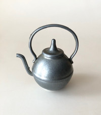 Vintage Pewter Teapot Warwick Miniature lid ENGLAND Barbie Size