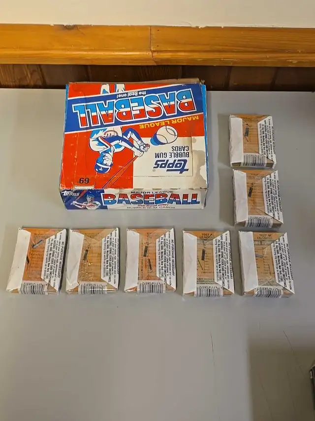 1989 Topps Baseball Cards 69c Factory Sealed Trading Cards  31 P in Baseball & Softball in St. Catharines - Image 7