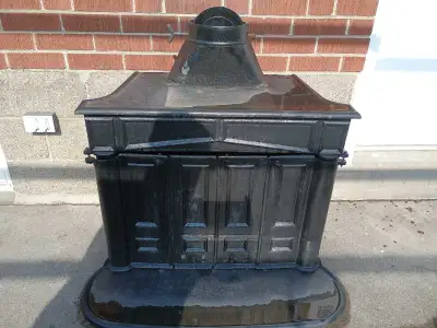 Findlay Oval Wood Stove, View more