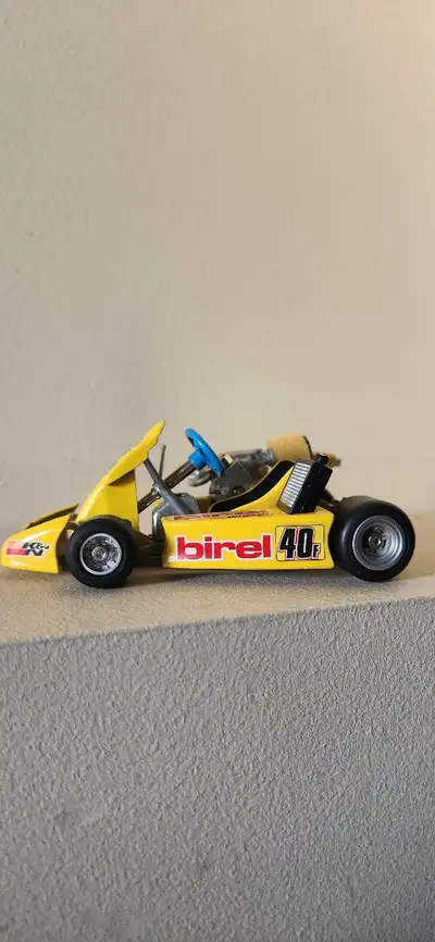 TOY THINGS DIE CAST METAL RACERS SHIFTER CART #40 YELLOW BIREL WISECO GO KART.