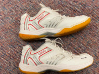 Used Kawasaki Indoor Court Shoes Badminton, Volleyball US 10