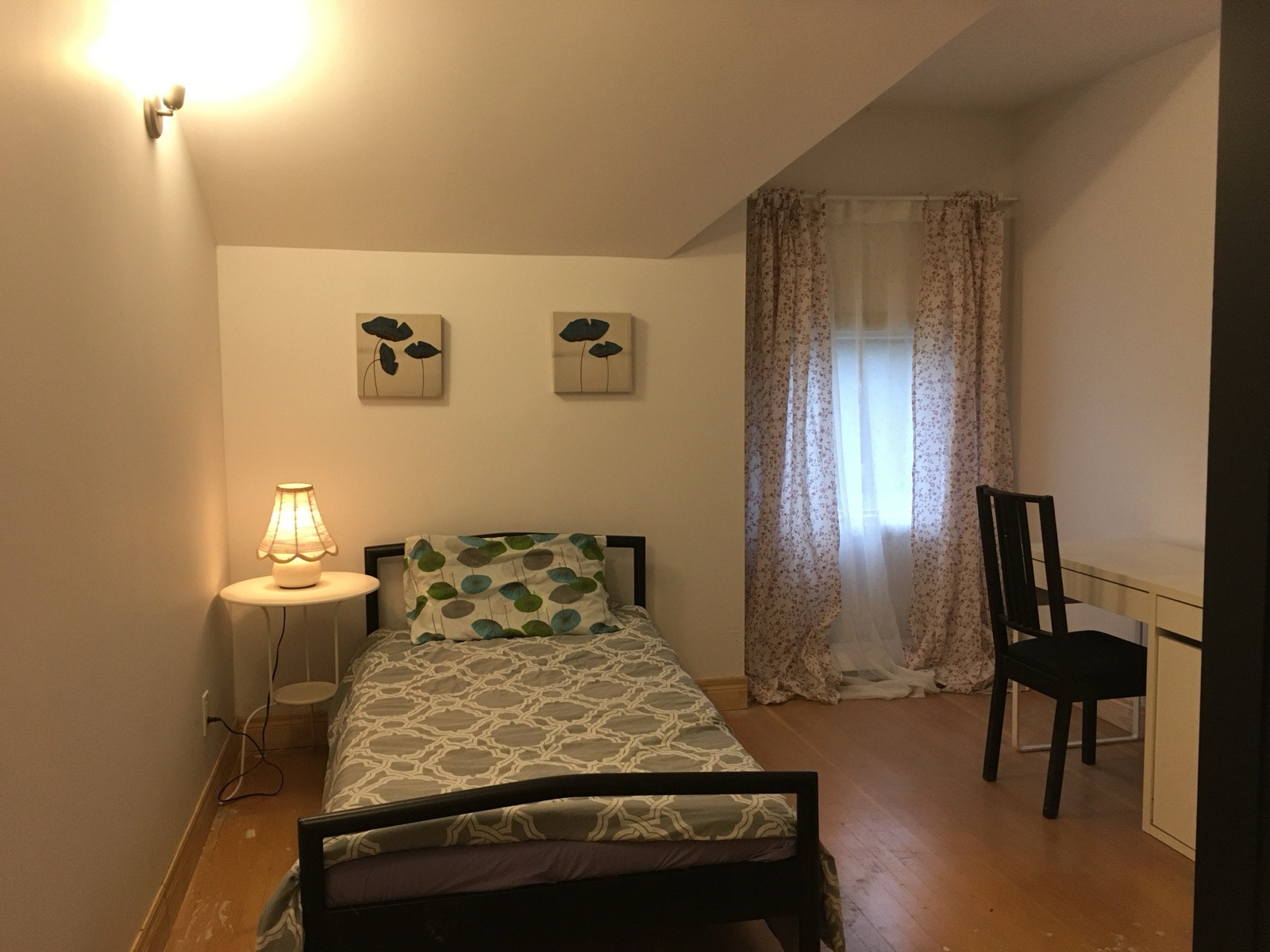 rooms in a house near bus line 165 — photo 3