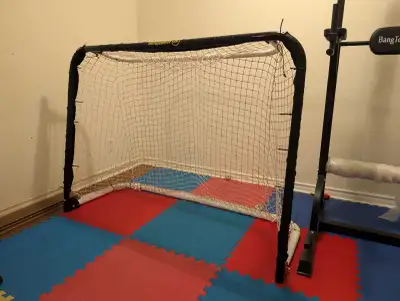 Foldable hockey net, View more