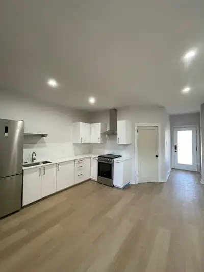 3 Bedroom Apartment in Hintonburg
