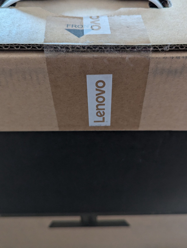 Lenovo ThinkVision L23i-18 23 po IPS – Neuf (boîte scellée) dans Autre  à Laval/Rive Nord - Image 2