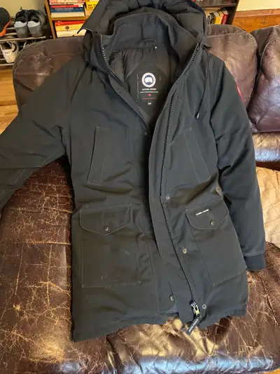 Canada Goose Women Small, View more