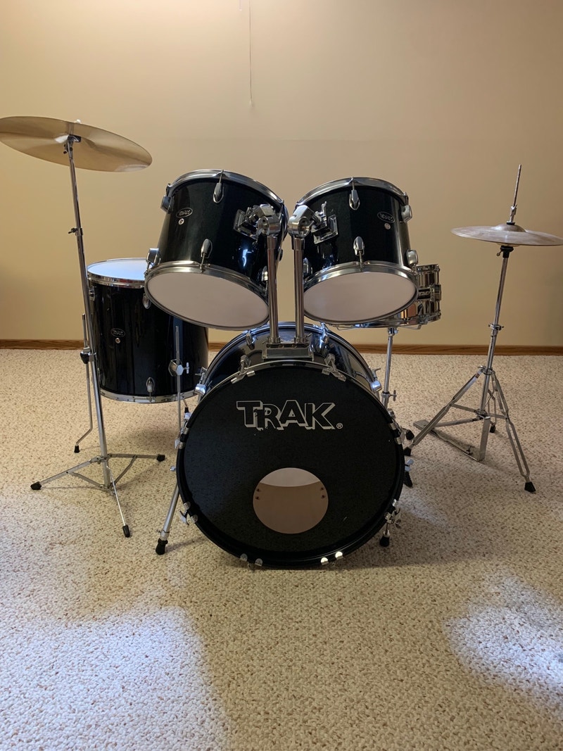 Complete TRAK Drum Set with Cymbals Drums & Percussion Winnipeg