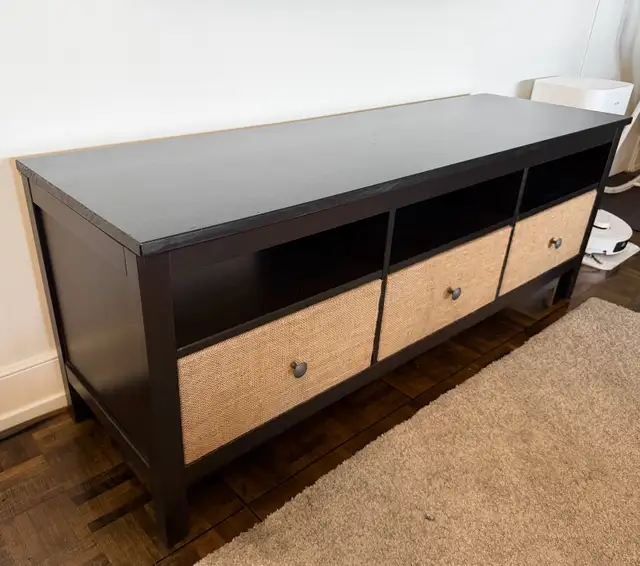 IKEA Hemnes TV Bench Black/brown (retail price 349) in TV Tables & Entertainment Units in City of Toronto - Image 4