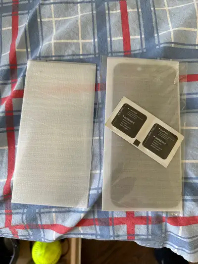 Screen protector iPhone 14 Pro max, View more