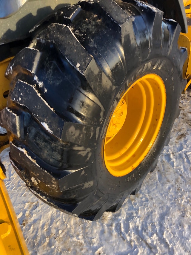 2013 John Deere Backhoe. Heavy Equipment Medicine Hat Kijiji