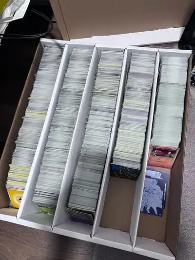 Selling a bunch of bulk cards from various collections and sets ranging from sword and shield, crown...