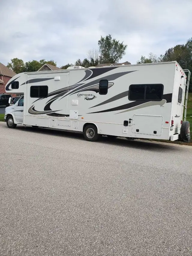 Jayco Greyhawk Motorhome in RVs & Motorhomes in Barrie - Image 5