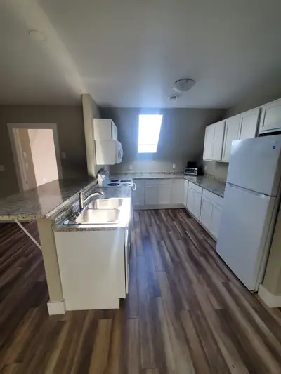 • Upper part of quadplex located right in the heart of Cavendish – 2 bedrooms • Rent $1450 includes:...