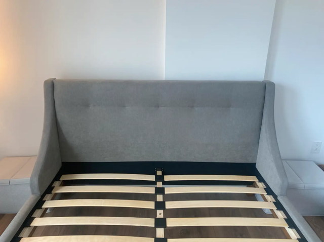 Bed Frame + base Queen size | Cadre de Lit avec sommier in Beds & Mattresses in City of Montréal - Image 2