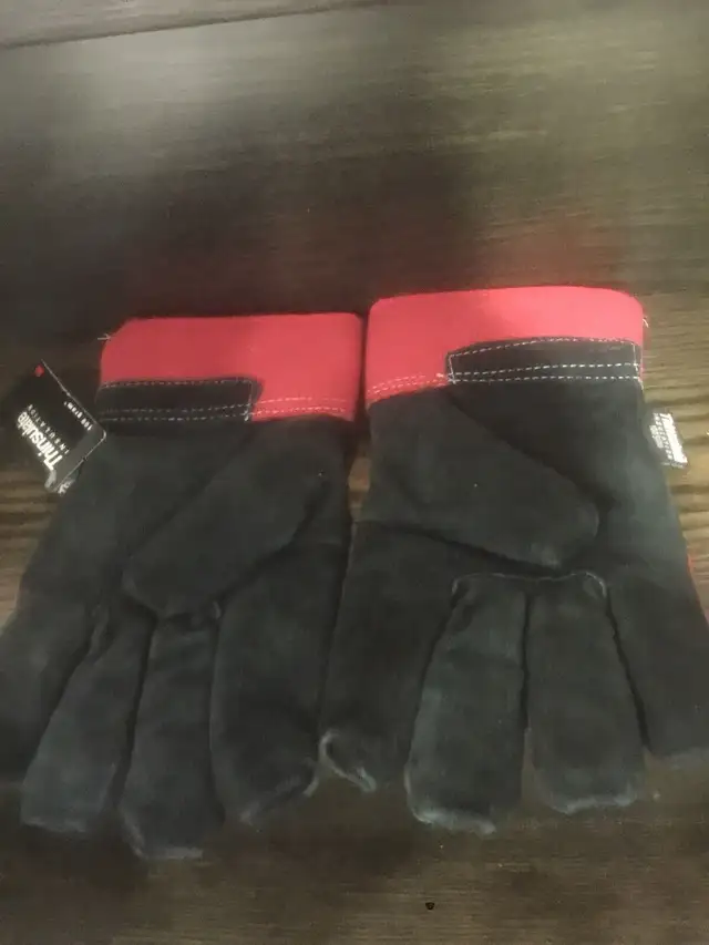 Work gloves  in Other in Oshawa / Durham Region - Image 4