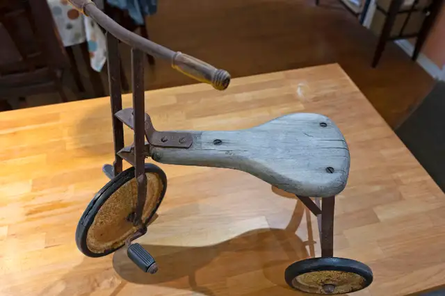 Vintage Red 1950’s Tricycle Bike in Kids in Mississauga / Peel Region - Image 5