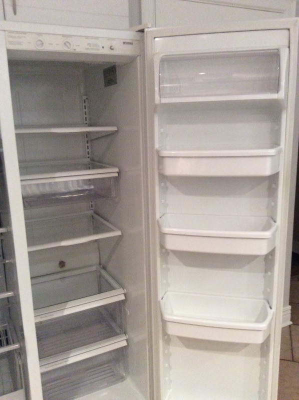 Shelfs only for Kenmore 36" fridge dans Réfrigérateurs  à Ville de Montréal