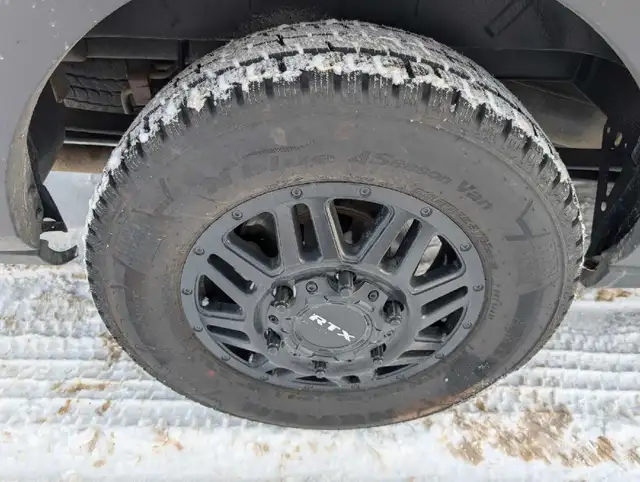 2020 FORD TRANSIT 350 XLT ★ALL WHEEL DRIVE★ MIDROOF 12 PASSENGER in Cars & Trucks in Edmonton - Image 6