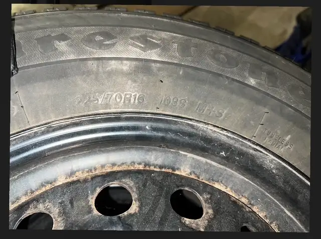 4 WINTER TIRES WITH RIMS 225 70 R16 FIRESTONE in Tires & Rims in Markham / York Region - Image 3