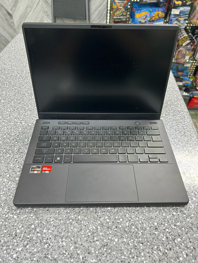 ROG ZEPHYRUS RYZEN 7 16GB RADEON RX6800S512GB in Laptops in Oshawa / Durham Region