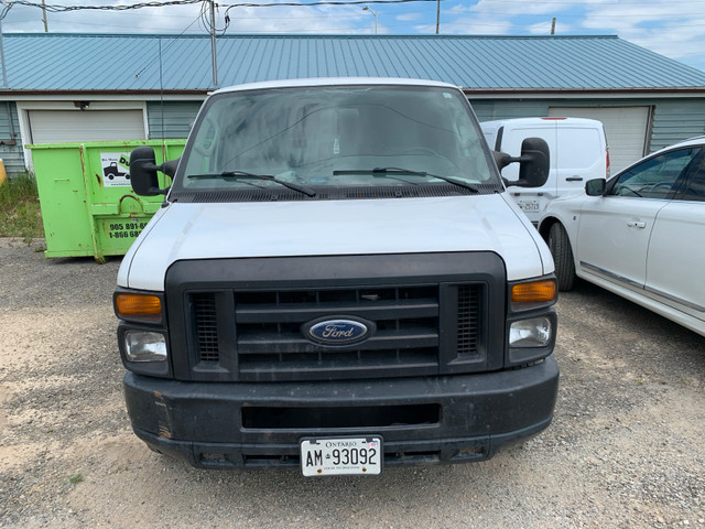 2011 Ford E250 Super Duty Cargo Ext w/ Prochem 405 Carpet Cl in Cars & Trucks in Oakville / Halton Region
