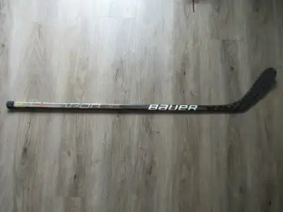 43" Junior Bauer Vapor Hyperlite Left Hand Hockey Stick PF28/30, View more