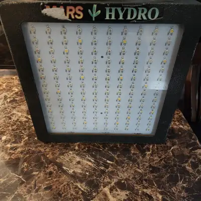 LED Plant Grow light purple Bloom & growth 340 Watts MARS HYDRO - suitable for damp areas -15x 15 x...