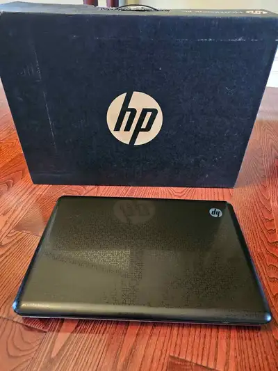 HP pavilion 14 AMD Athlon 2.2 GHZ, 8 GB RAM, 750 GB WINDOWS 11, View more