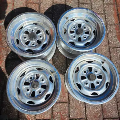 Aluminum. bought for older Big Bear , bolt pattern fit but couldn't accommodate front drum brakes. W...
