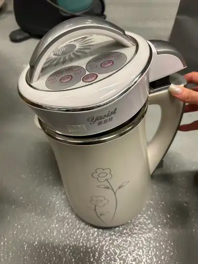 Open-box soymilk maker in good condition. Great for soy milk, soups, and hot drinks. Pickup near Bre...
