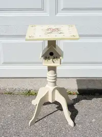 Birdhouse Side Table Plant Stand